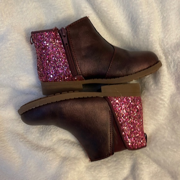 OSH KOSH girls sparkle booties - Picture 1 of 5
